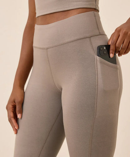 clearance on the go-to pocket legging