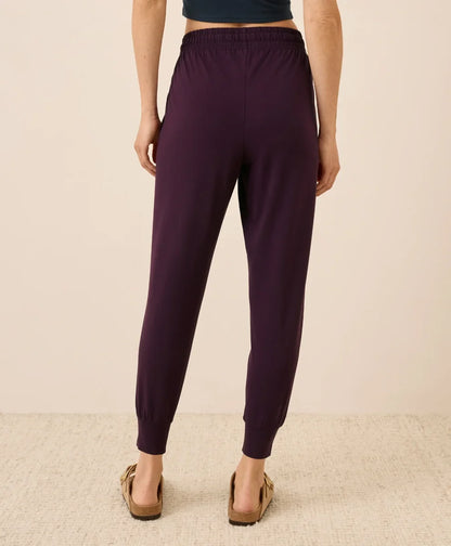 clearance luxe essential jogger