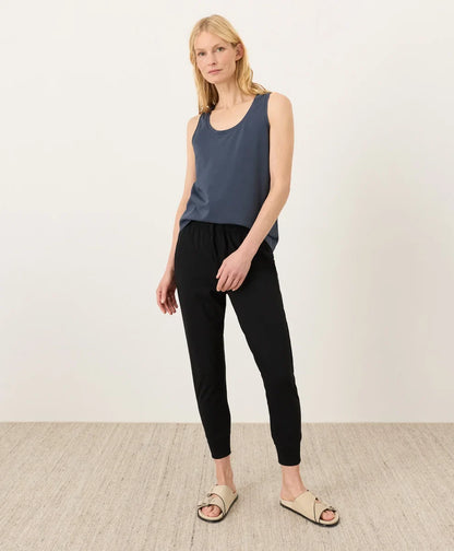clearance luxe essential scoop neck tank