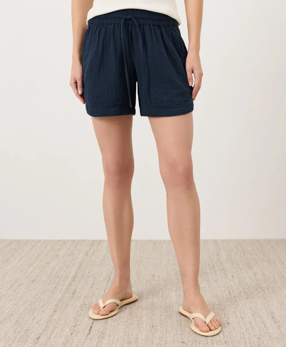 clearance coastal double gauze curved hem short