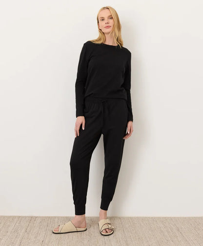 clearance luxe essential jogger
